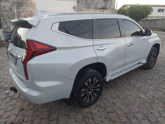 MITSUBISHI PAJERO SPORT 2.4 16V MIVEC TURBO DIESEL HPE-S AWD AUTOMÁTICO MITSUBISHI PAJERO SPORT 2.4 16V MIVEC TURBO DIESEL HPE-S AWD AUTOMÁTICO